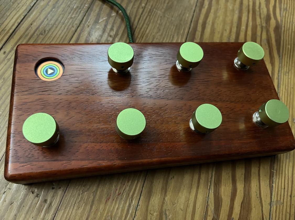 Custom paduak MIDI foot controller